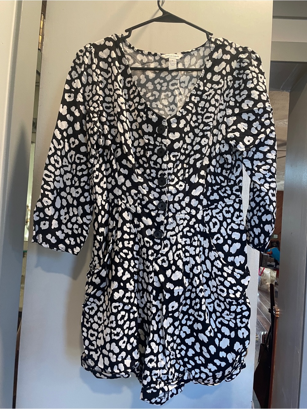 Arizona Jean Co. Black & White Leopard Print Button-Front shorts Romper size M